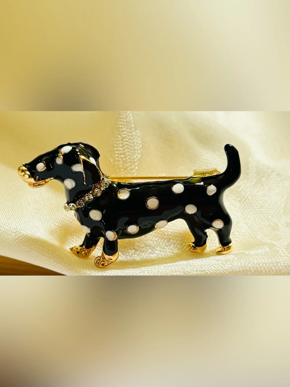 Source Unknown Black and White Polka Dot Dachshund Enamel Brooch